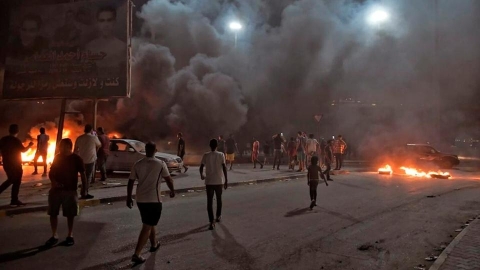 Parlament in Libyen brennt, Öllieferungen nach Europa ausgesetzt