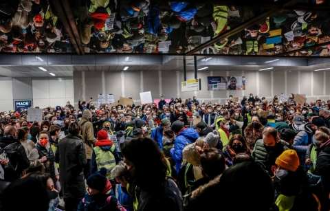 German cities overwhelmed with Ukrainian refugees and an increase in syphilis