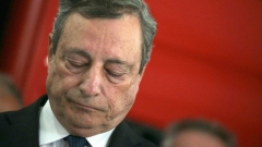 Mario Draghi confirme sa démission: Le Premier ministre italien Mario Draghi a démissionné jeudi après l'effondrement de la coalition au pouvoir. Le gouvernement de Draghi restera en tant que gardien jusqu'à ce qu'un nouveau soit formé, selon un communiqué du bureau du président.